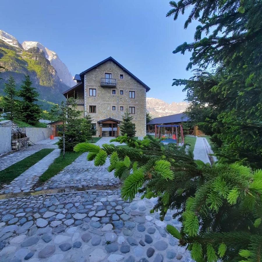 Hotel Margjeka Вальбоне Екстер'єр фото