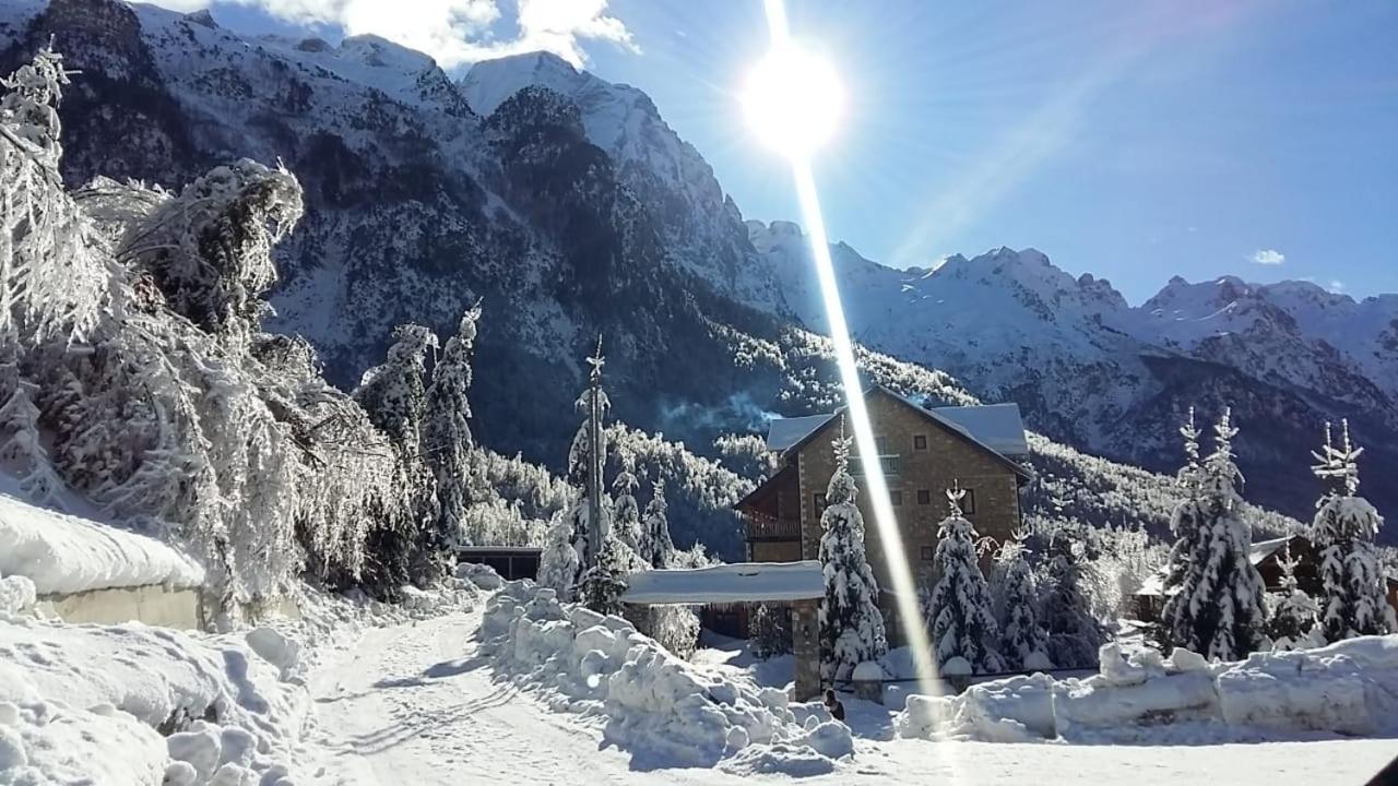 Hotel Margjeka Вальбоне Екстер'єр фото