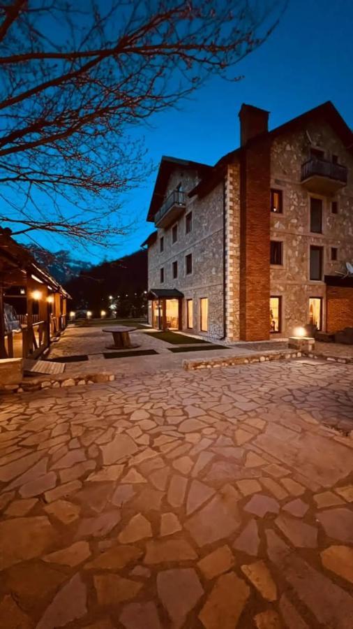 Hotel Margjeka Вальбоне Екстер'єр фото