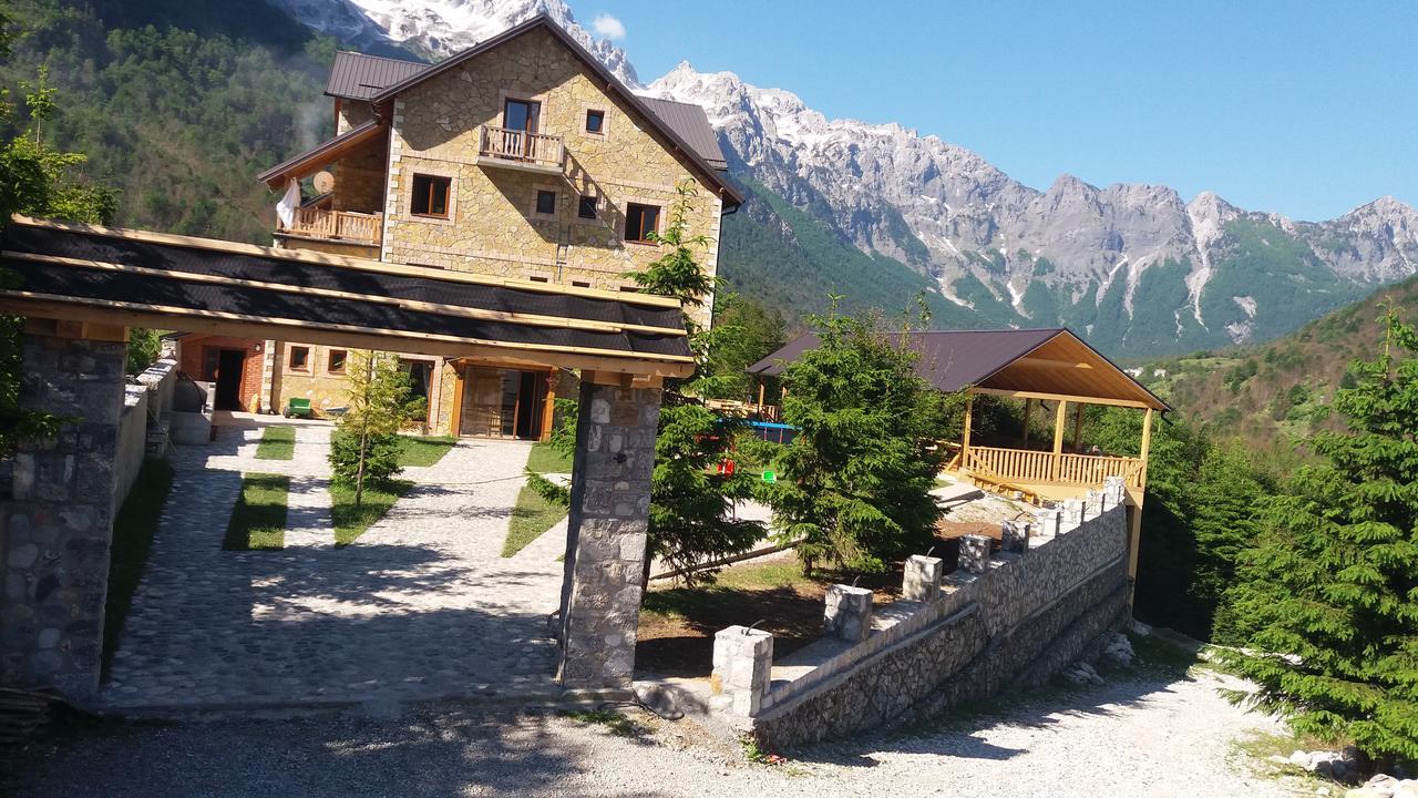 Hotel Margjeka Вальбоне Екстер'єр фото