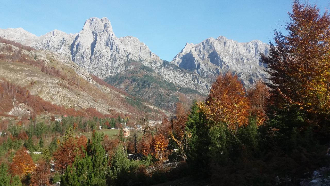 Hotel Margjeka Вальбоне Екстер'єр фото